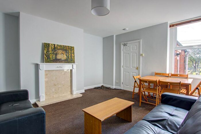 6 Bedroom Maisonette To Rent In Fairfield Road, West Jesmond, Newcastle Upon Tyne, NE2