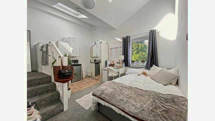 6 Bedroom Terraced House To Rent In Valentia Road, Headington, Oxford, OX3