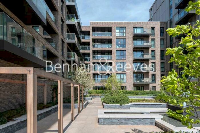 1 Bedroom Apartment To Rent In Coster Avenue, London, N4