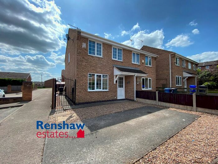 3 Bedroom Semi-Detached House To Rent In Raleigh Close, Ilkeston, Derbyshire, DE7