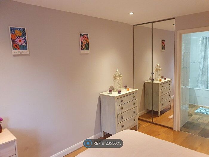 1 Bedroom Flat To Rent In High Street, London, W3