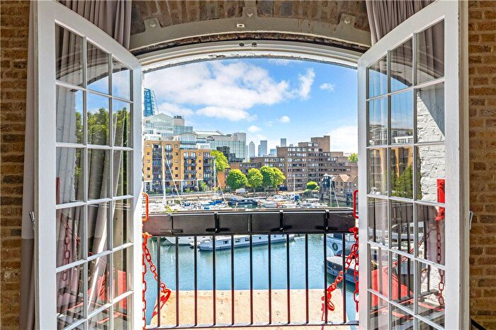 4 Bedroom Flat For Sale In Ivory House, East Smithfield, London, E1W