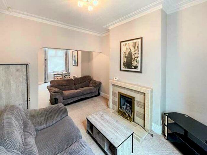 2 Bedroom Terraced House To Rent In Kingsford Street, Salford, M5