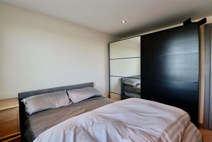 1 Bedroom Flat To Rent In John Muir Way, Motherwell, ML1