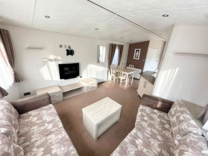 2 Bedroom Park Home For Sale In Capernwray, Carnforth, LA6