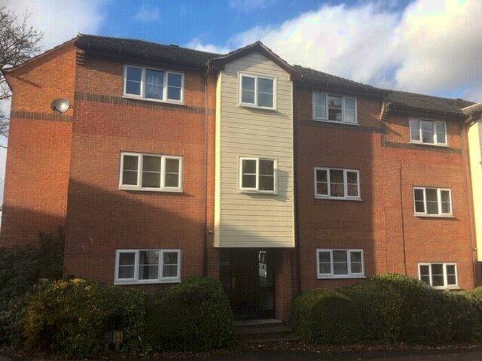 2 Bedroom Apartment To Rent In Greenbank Court, Nottingham, Nottinghamshire, NG5