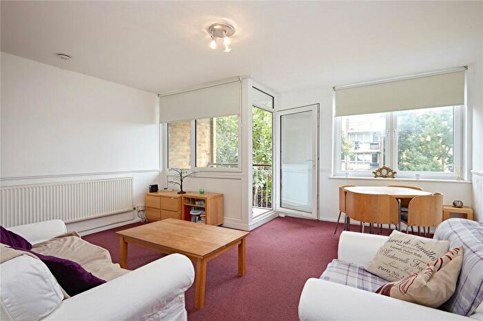 3 Bedroom Flat To Rent In Plough Way, Surrey Quays, SE16