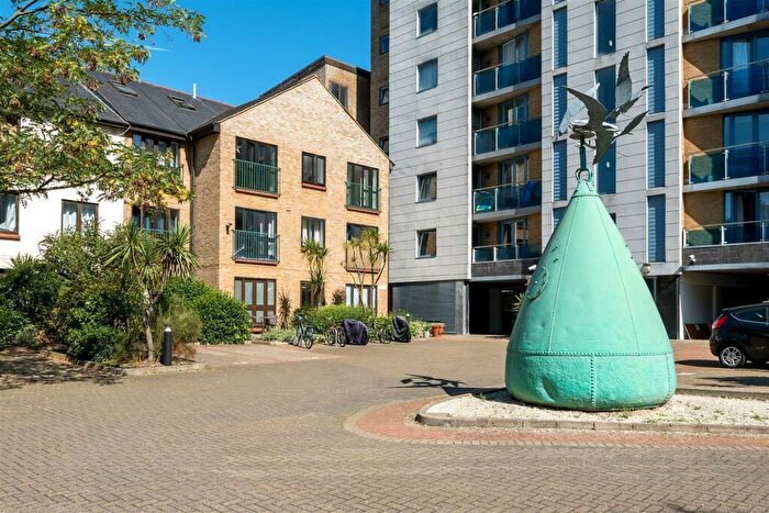 4 Bedroom Apartment For Sale In Plough Way, London, SE16