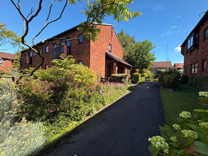 2 Bedroom Flat For Sale In Swan Hey, Maghull, L31