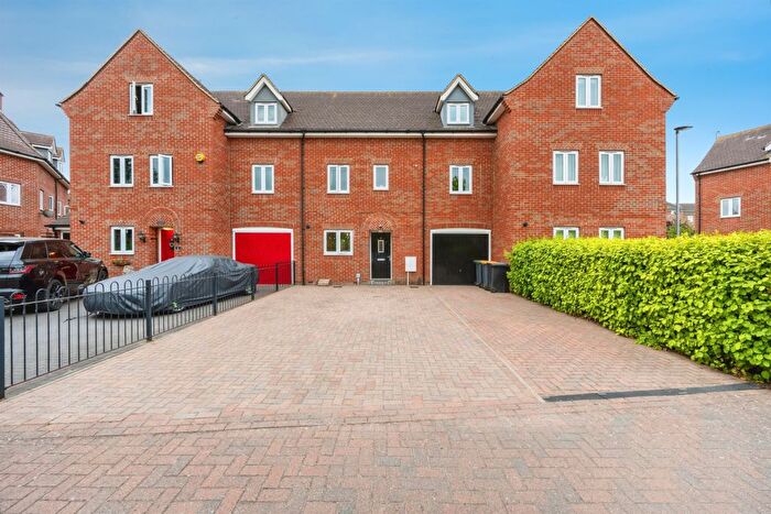 4 Bedroom Property For Sale In Horace Close, Shortstown, Bedford, MK42