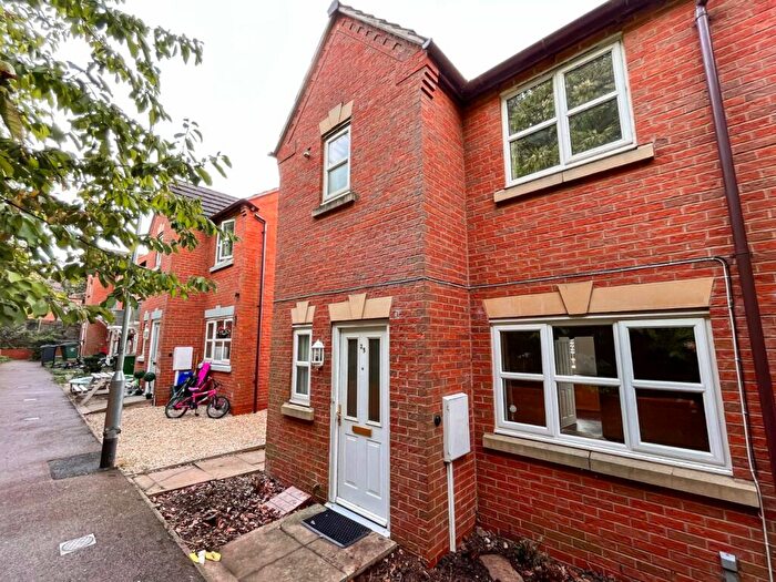 3 Bedroom End Of Terrace House To Rent In Bates Close, Loughborough, Leicestershire, LE11