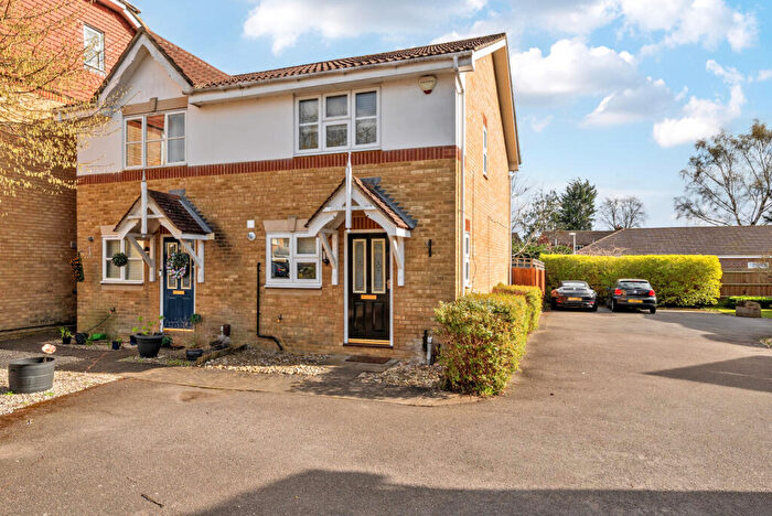 2 Bedroom Semi Detached House For Sale In Clarendon Gate, Ottershaw, KT16