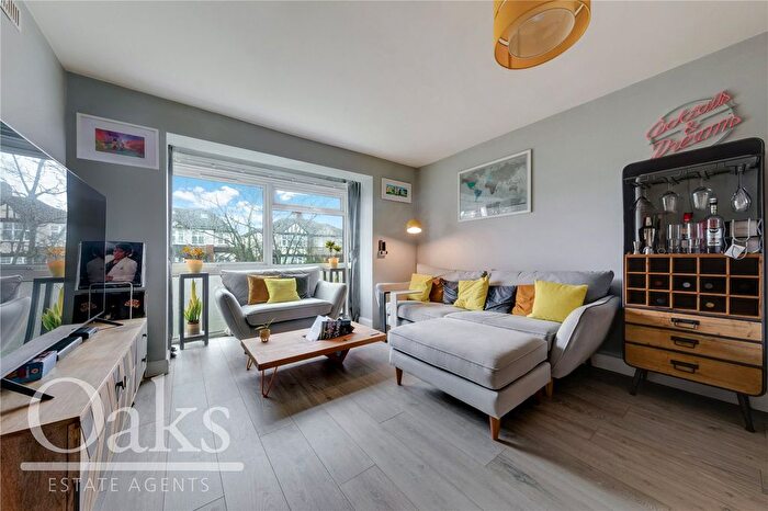 1 Bedroom Flat For Sale In Lancaster Road, South Norwood, SE25