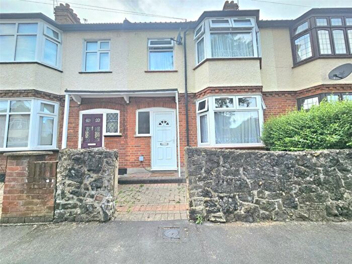 3 Bedroom Terraced House To Rent In Norfolk Road, Romford, RM7