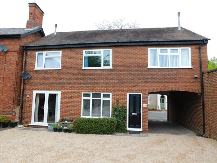 3 Bedroom Apartment To Rent In Main Street, Barton Under Needwood, DE13