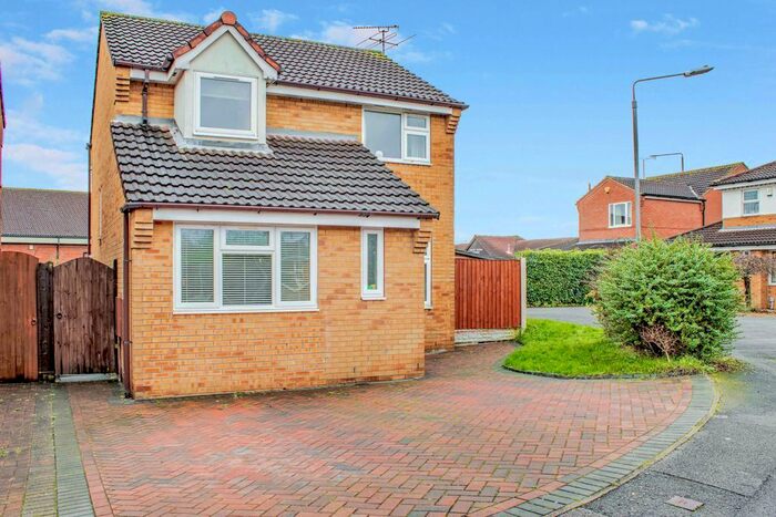 3 Bedroom Detached House To Rent In Kirkland Drive, Beeston, Nottingham, NG9
