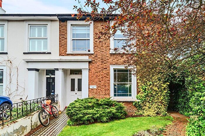 Studio To Rent In Richmond Road, Kingston Upon Thames, KT2