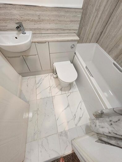 4 Bedroom House To Rent In Vanbrugh Lane, Bristol, BS16