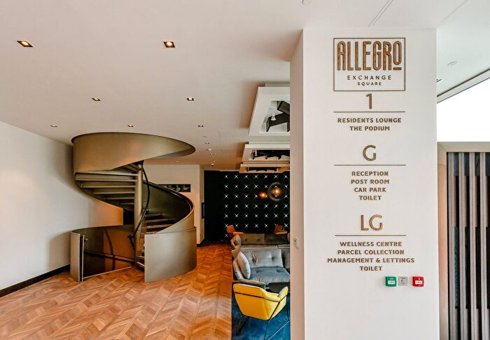 2 Bedroom Flat To Rent In Allegro, Exchange Square, The Priory Queensway, Birmingham, West Midlands, B4