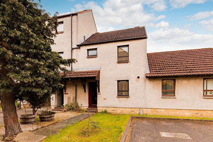 2 Bedroom Terraced House For Sale In The Paddockholm, Edinburgh, EH12