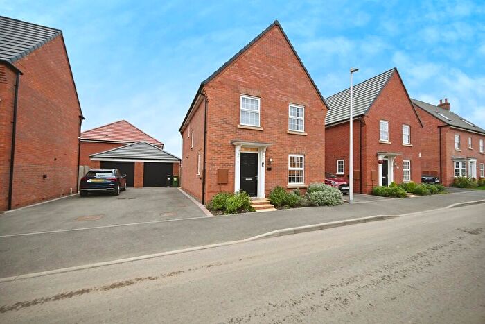 4 Bedroom Detached House To Rent In Vermilion Way, Rugby, CV22