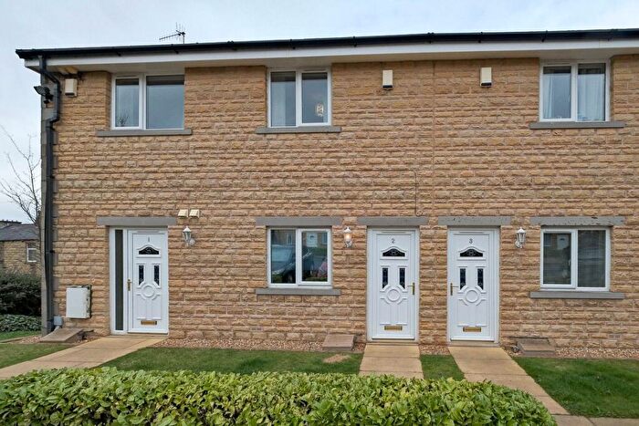 2 Bedroom Apartment For Sale In Paddock Top Mews, Colne, Lancashire, BB8