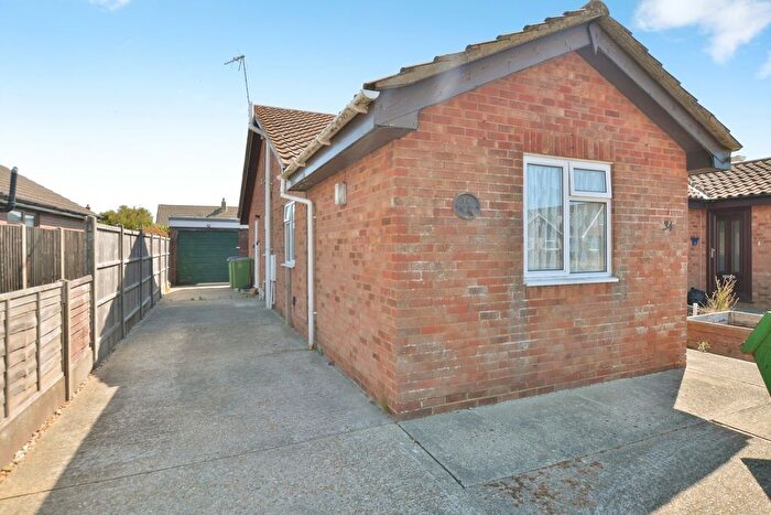 3 Bedroom Bungalow For Sale In Leonard Road, Greatstone, New Romney, Kent, TN28