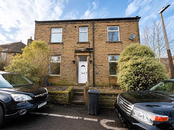 3 Bedroom Detached House To Rent In Crossley Place, Linthwaite, Huddersfield, HD7