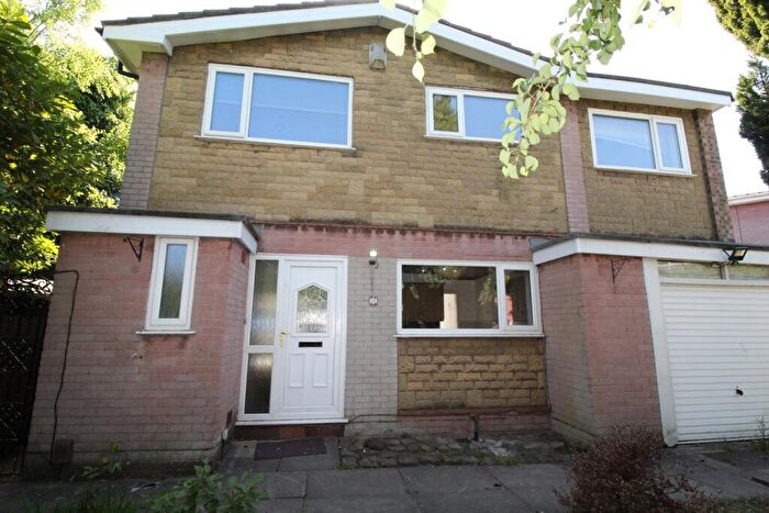4 Bedroom Detached House For Sale In Lincoln Way, Rainhill, Prescot, L35
