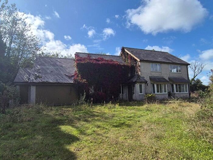 4 Bedroom Detached House For Sale In Pwll Defaid, Gaerwen, Anglesey, LL60