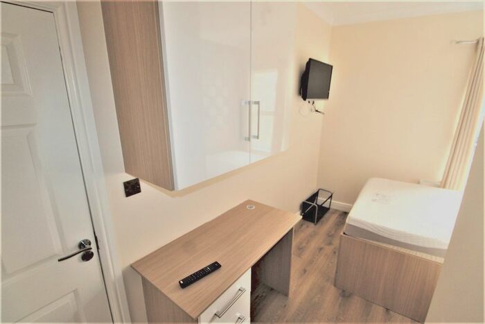 5 Bedroom Terraced House To Rent In Brays Lane, Coventry, CV2