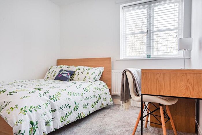 2 Bedroom Apartment To Rent In Ashtree House, Spital Tongues, NE2