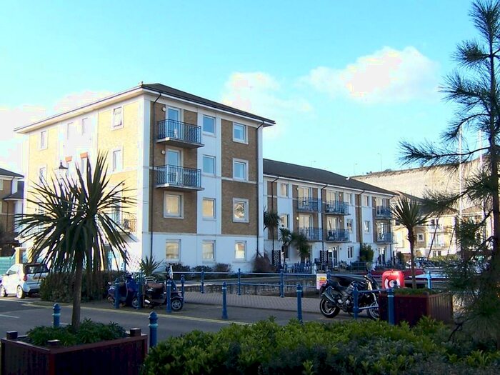 2 Bedroom Apartment To Rent In Victory Mews, Brighton Marina Village, BN2