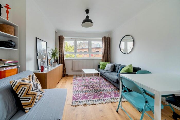 2 Bedroom Flat To Rent In Adams Gardens Estate, Canada Water, SE16