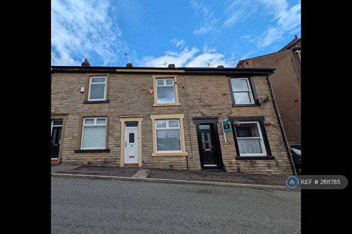 2 Bedroom Terraced House To Rent In Farrow Street, Oldham, OL2