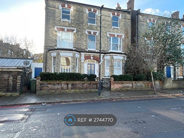 1 Bedroom Flat To Rent In Brixton, London, SW2