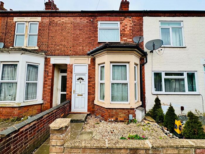3 Bedroom Terraced House For Sale In Burmer Road, Peterborough, PE1