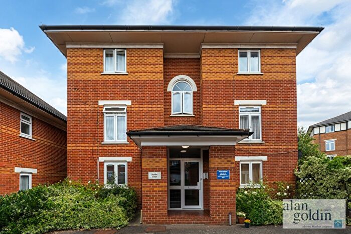 1 Bedroom Flat To Rent In Swynford Gardens, London, NW4