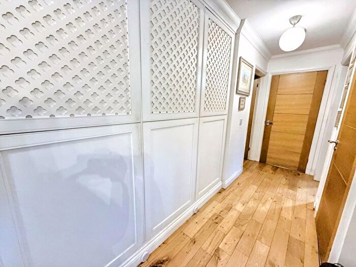 2 Bedroom Bungalow For Sale In Happy Bottom, Corfe Mullen, BH21