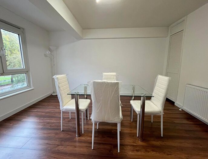1 Bedroom Flat To Rent In Paul Street, Stratford, E15