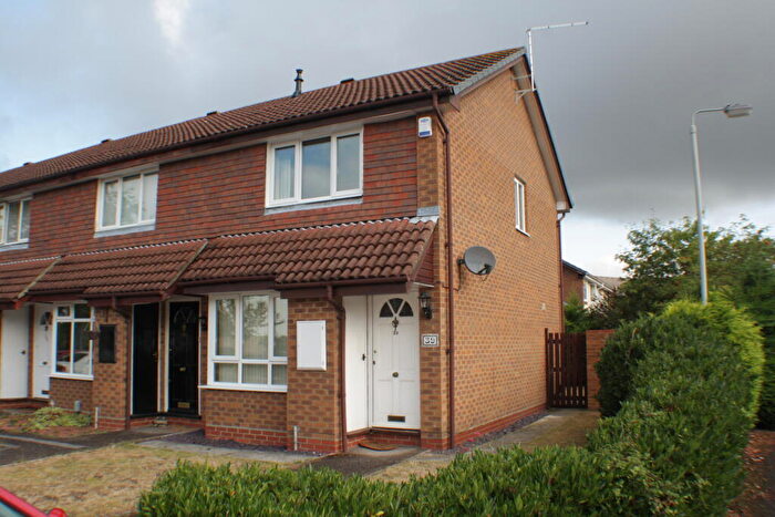 2 Bedroom End Of Terrace House To Rent In Shackleton Way, Woodley, RG5