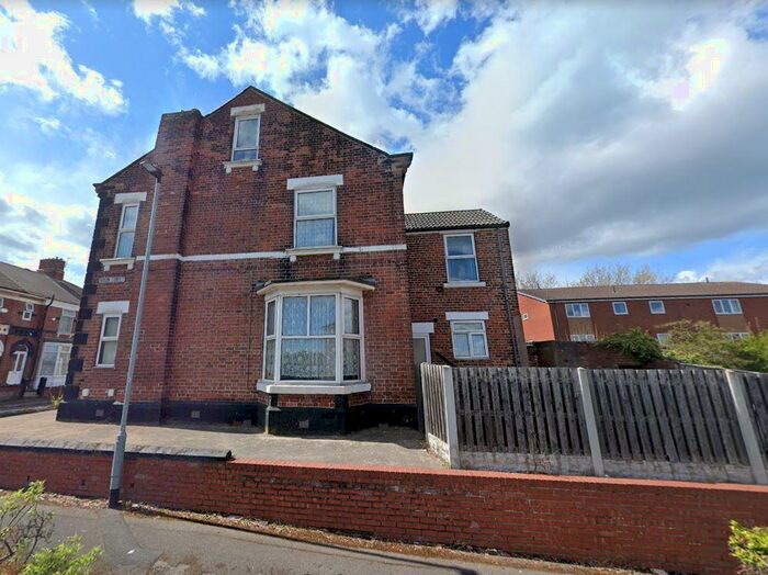 4 Bedroom House To Rent In Nelson Street, Rotherham, S65