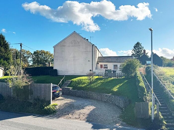 2 Bedroom End Terrace House For Sale In Warehorne Road, Hamstreet, Ashford, TN26