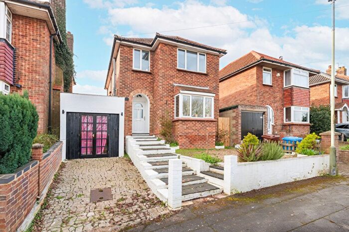 4 Bedroom Detached House For Sale In Dereham Road, Norwich, NR5