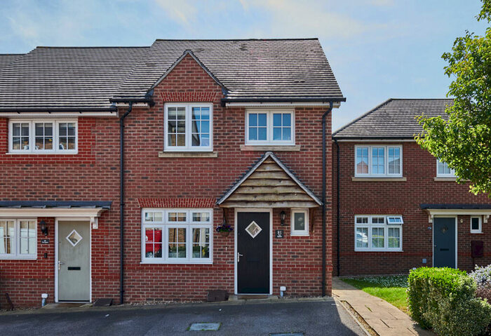 3 Bedroom End Of Terrace House To Rent In The Square, Loughton, Essex, IG10