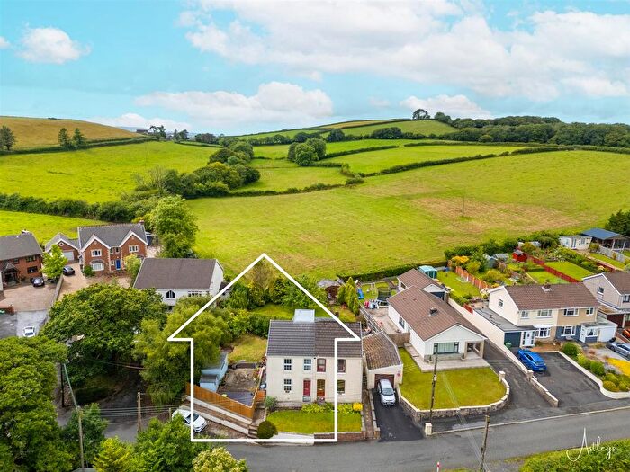 3 Bedroom Semi-Detached House For Sale In Trosserch Road, Llangennech, Llanelli, SA14