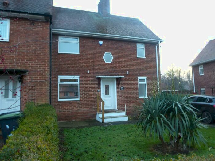 3 Bedroom Semi-Detached House To Rent In Midland Road, Eastwood, Nottingham, NG16