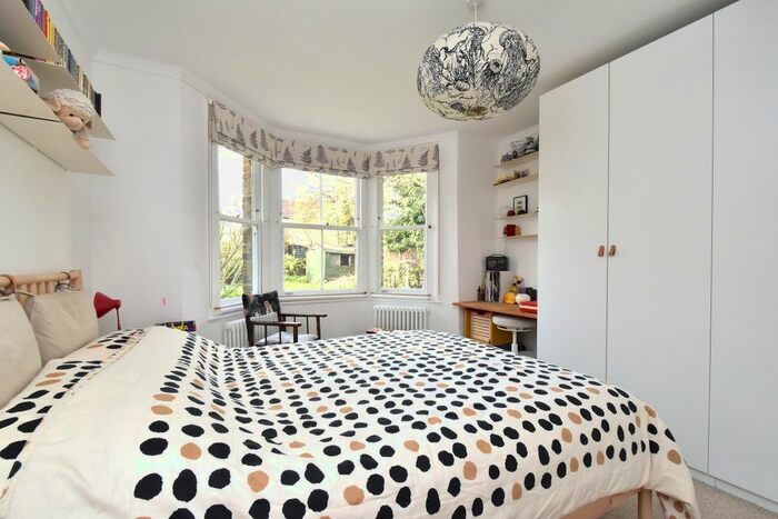 2 Bedroom Flat To Rent In Stondon PaA Stondon Park, London, SE23