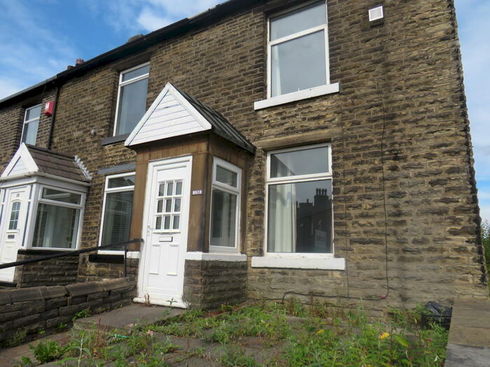 2 Bedroom House To Rent In Warley Road, Halifax, HX1