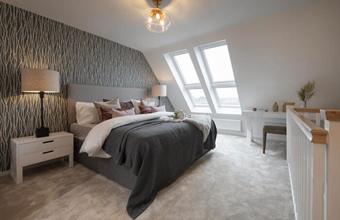 3 Bedroom Semi-Detached House For Sale In Deanshut Road/Corner Of Fir Tree Avenue, Oldham, OL8